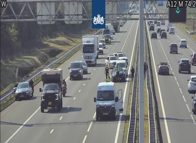 Forse file op A12 bij Maarsbergen na ongeval met meerdere voertuigen
