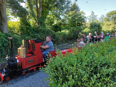 Dit is toch te leuk: de miniatuurtreinen rijden weer door het Zuiderpark
