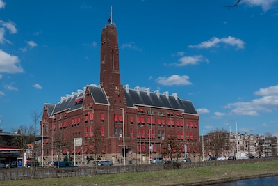 Wist je dit al? De Rode Olifant aan het einde van de A12 was ooit het hoofdkantoor van Esso