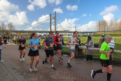 Recordaantal deelnemers bij 2Bruggenloop: ‘Deze sport is ongekend populair’