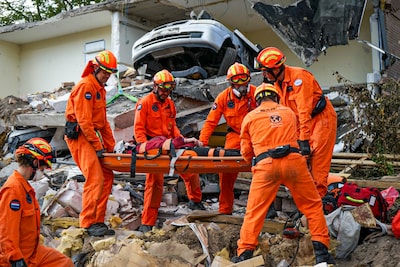 Urban Search and Rescue-team (USAR) houdt grote oefening in Dordts gebouw