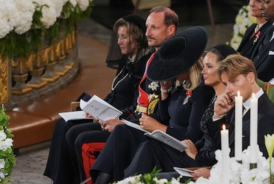 Koningin Sonja geraakt door prachtige woorden premier: ‘Wát een koningin bent u’