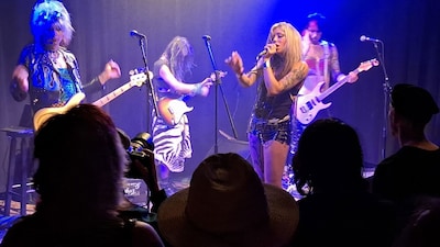Mooi Lawaai zet in Geldrop jong talent en stevige gitaren in de spotlights