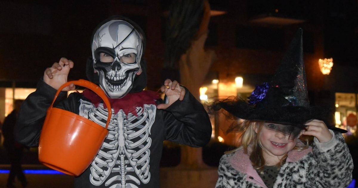Haoler Halloween houdt griezeltocht door Hooghalen