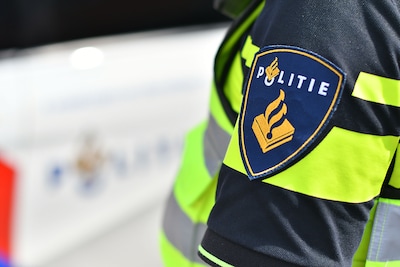 Man lost meerdere schoten in het bijzijn van jongeren in Eerbeek