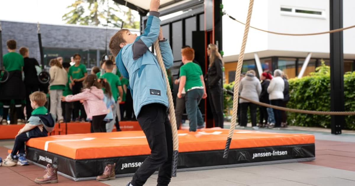 Nieuwe overdekte buitengymzaal geopend in Heerlen