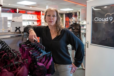 Marieke nodigt mensen uit om naar haar erotiekboutique te komen: ‘Zoveel mensen zoveel wensen, ik ha