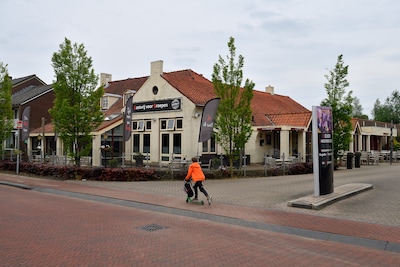 Buurvrouw wil geen voetpad naast de deur voor nieuwe huizen, rechter hakt knoop door