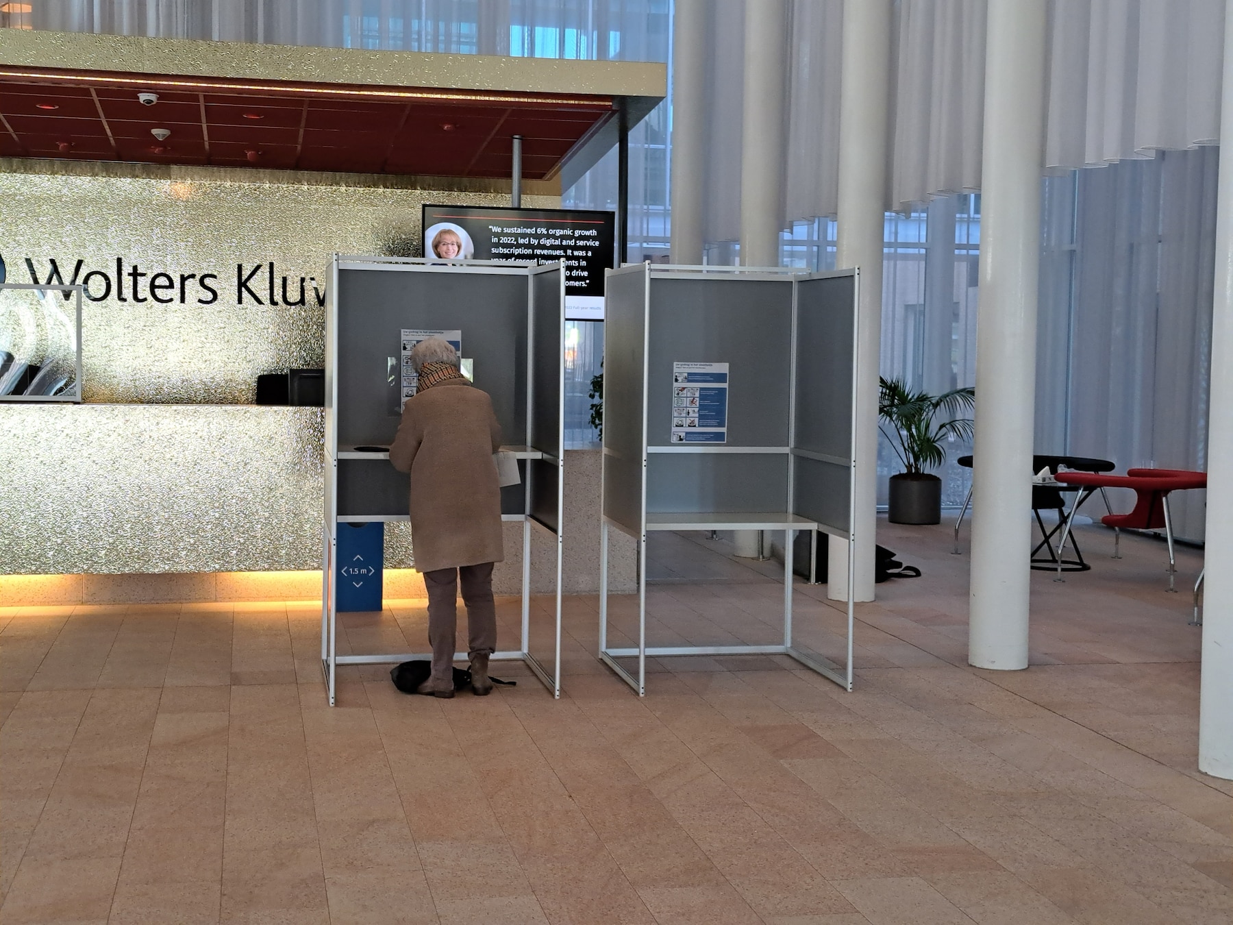 Opkomst verkiezingen in Alphen: meer dan helft van kiezers is al naar stembus geweest