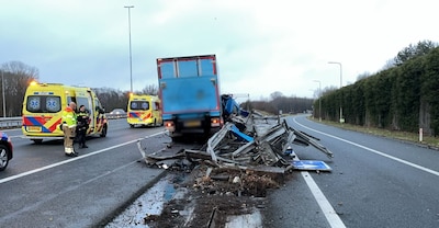 Uur file op A2 richting Den Bosch door twee ongelukken bij Best en Boxtel