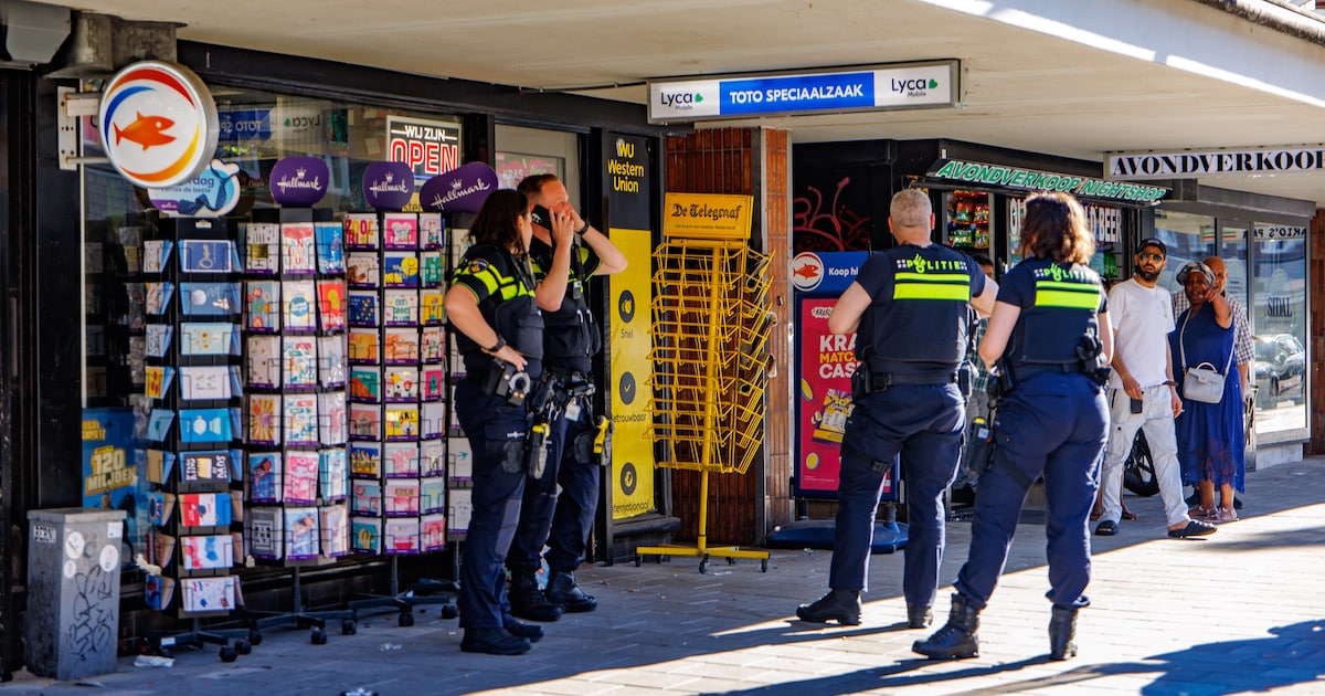 Gewapende overval tabakswinkel in Amsterdam: verdachte nog voortvluchtig