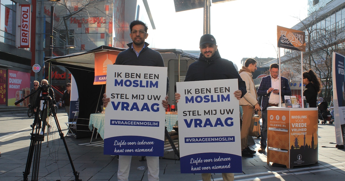 Jonge moslims de straat op om dialoog te zoeken: ‘Wij zijn niet eng ...