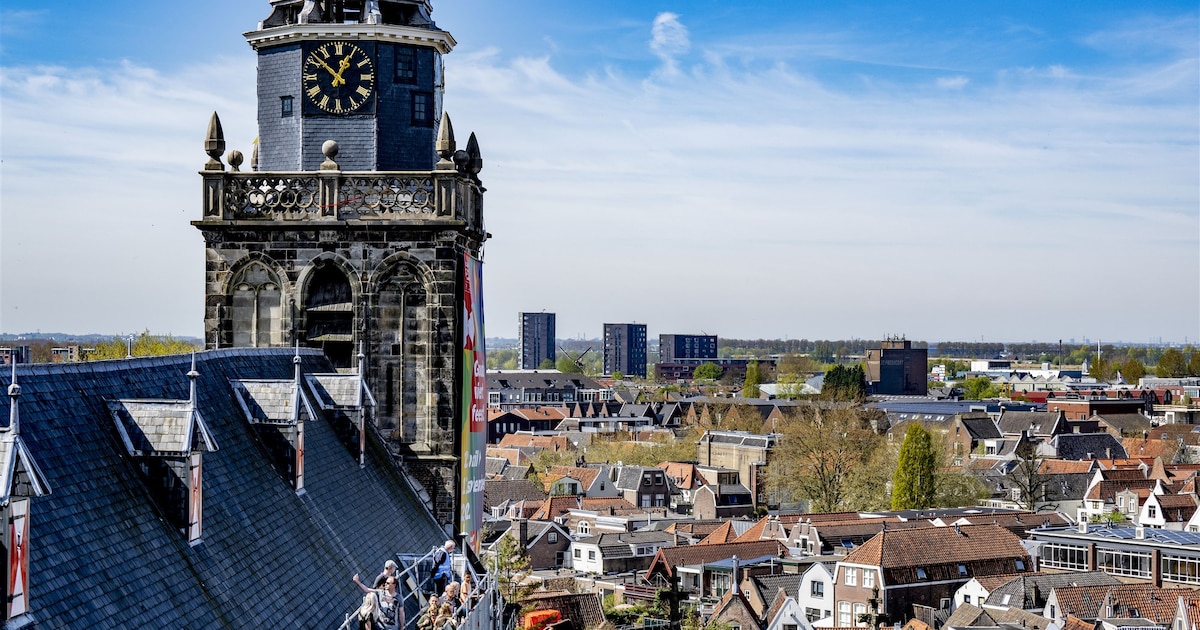 Na klachten luiden de klokken van de Goudse Sint-Jan zachter