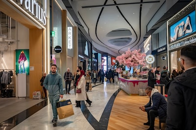 Paasdrukte bij de Mall ondanks zonnige weer: ‘Het is naar de schoonouders toe, de Ikea of dit’