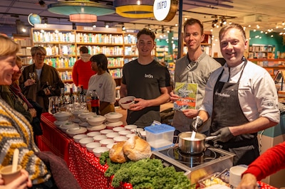 Kookboek met groente van Tilburgse bodem: ‘Een wereld van verschil met platgespoten zooi uit de supe