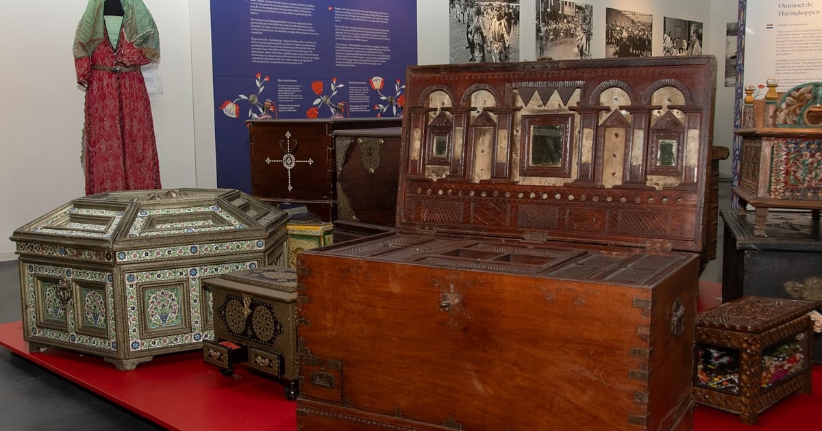 Vlaardingen viert Suikerfeest met open huis en Turkse migratie-expositie