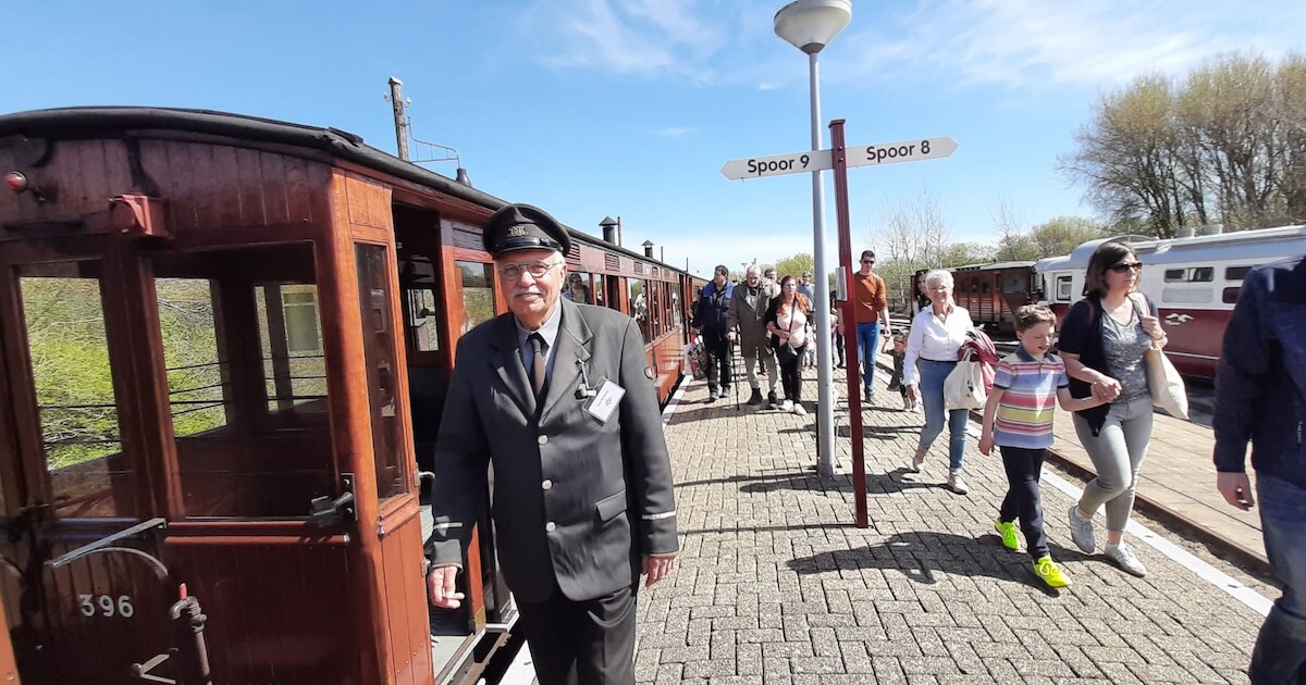 Overstappen van historische tram op rondvaartboot kan na zaterdag even ...