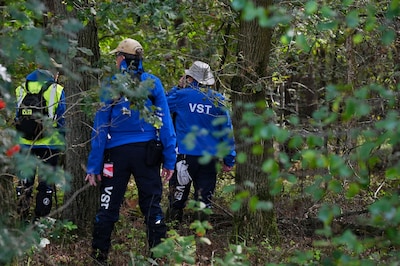 Grote zoekactie naar vermiste vrouw uit Tilburg in natuurgebied Oisterwijk, politie zet ook speurhon