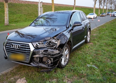 Flinke schade na kop-staartbotsing op N331 bij Zwolle