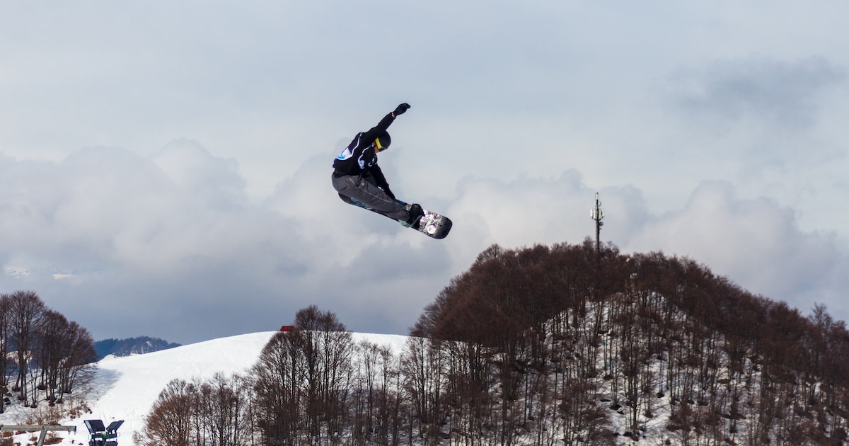 Bijzonder, want pas na jaren snowboarden zag Tilburgs talent echte sneeuw: ‘Niet heel anders dan in 