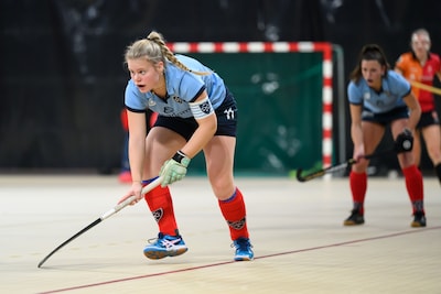 Op de allerlaatste speeldag in de zaal kan het voor NMHC nog alle kanten op