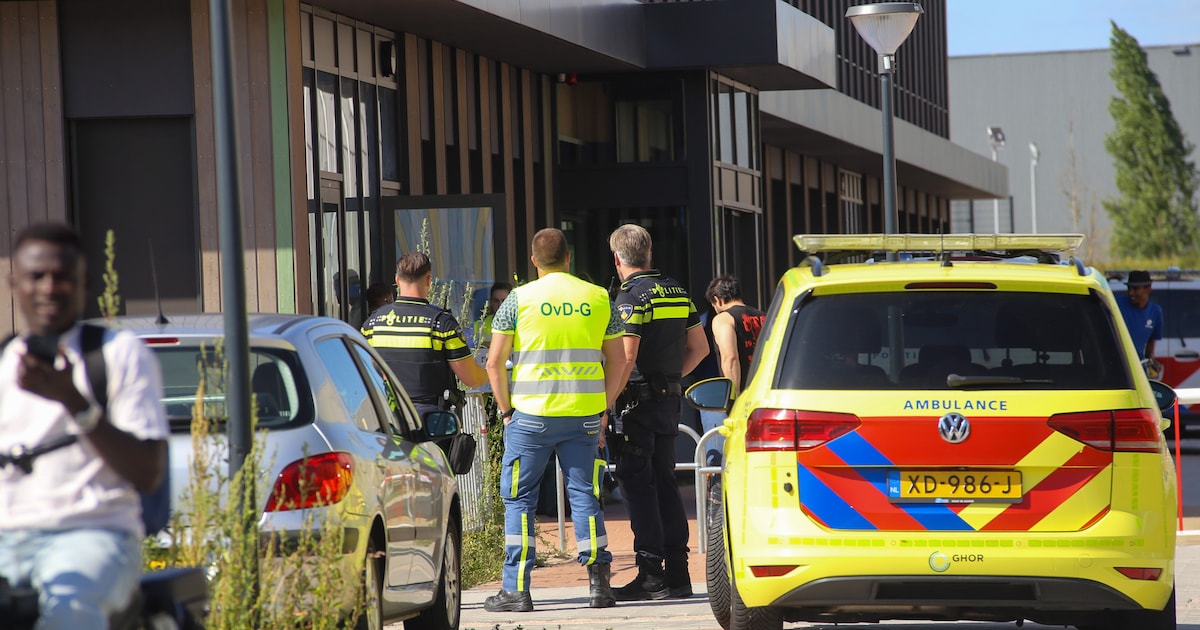 Man gewond bij steekpartij in azc Dordrecht