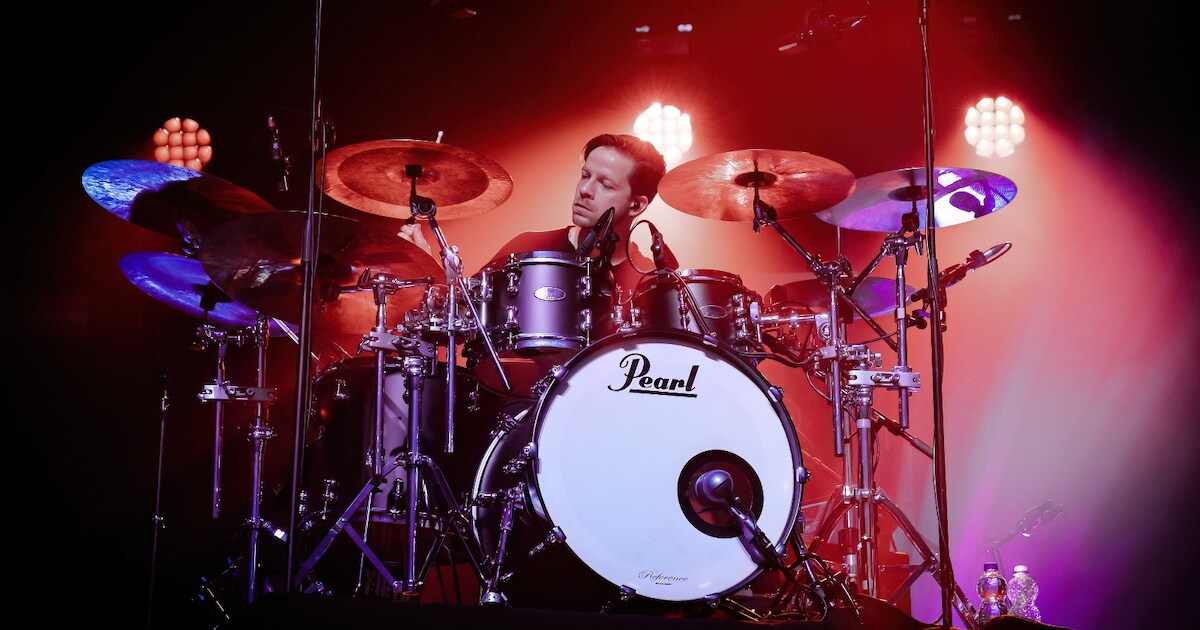 Drummer Ivo Maarhuis geeft educatieve drumclinic in Warnsveld