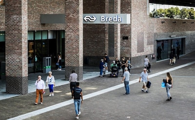 Hoi, hallo, gezellig: op station Breda draait het deze week om contact maken