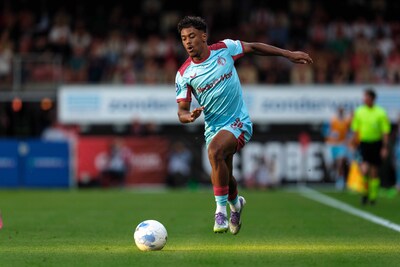 Feyenoord-debutant Slory belangrijk voor beloften met doelpunt