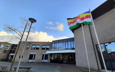 Vier partijen in Maasdriel herhalen verzoek aan burgemeester: ‘Onderzoek het hoge aantal volmachten’