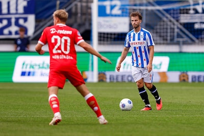 FC Twente met één wijziging in de basis begonnen tegen Heerenveen, Friezen zetten druk