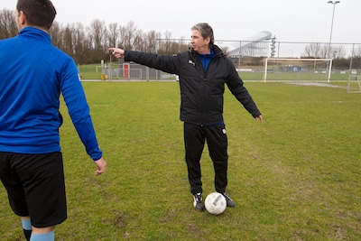 Succestrainer Fred van Dokkum terug bij SVO Buytenpark: ‘Er moeten enkele spelers bij’