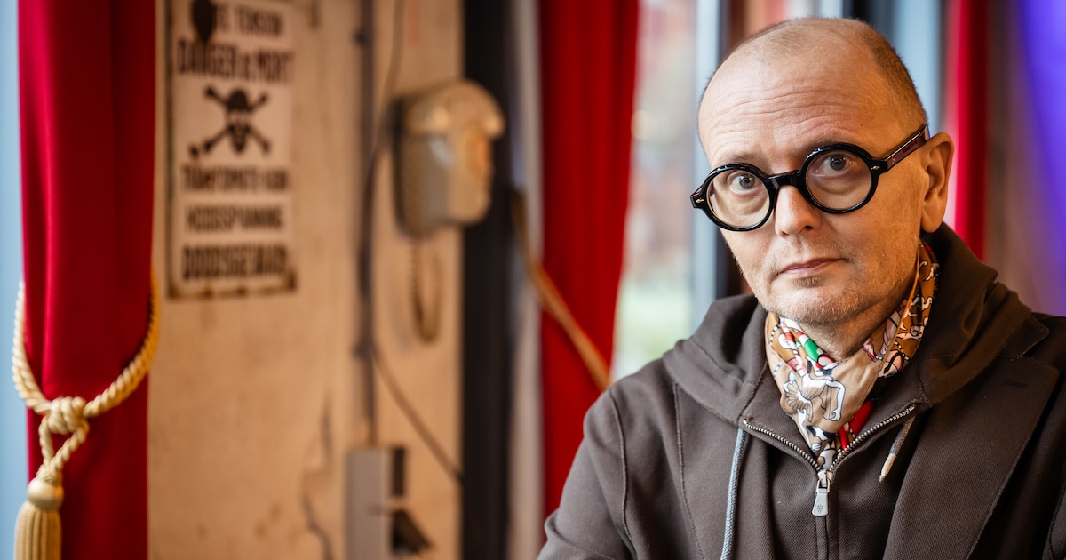 ‘Ben je onder de zonnebank geweest?’, kreeg Maarten te horen, maar eigenlijk was hij doodziek: ‘Ik s