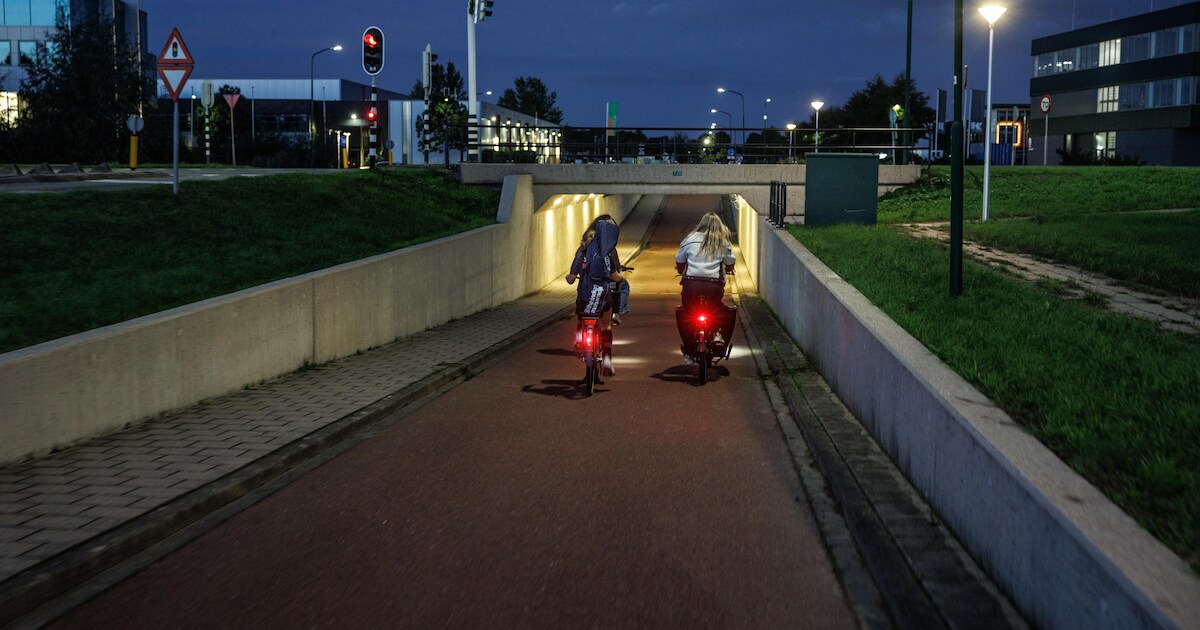 Stikdonker en heel creepy: zelfs in fietsparadijs Houten voelen mensen ...