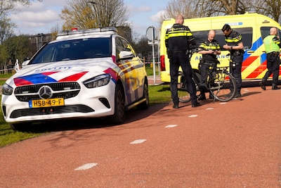 Man raakt zwaargewond bij botsing op Helmonds fietspad: slachtoffer naar het ziekenhuis