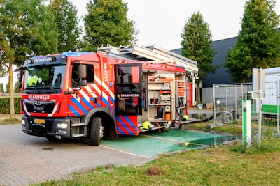 Bouwvakkers zien rook bij sporthal in Kesteren en voorkomen erger