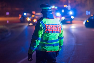 Twee lokale ambtenaren gedood bij routinecontrole vuurwapens in Duitsland