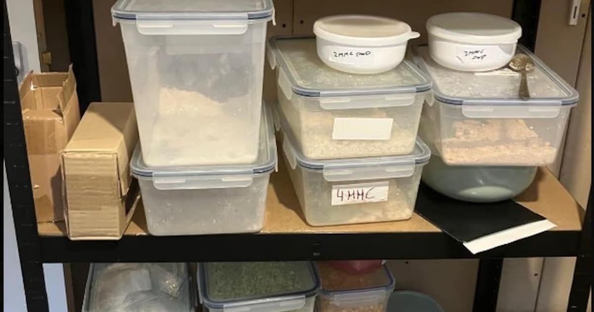 Designerdrugs gevonden in Loods Zoetermeer, pakketjes werden per post verstuurd