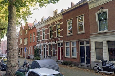 Woonhuis of opticien? In deze Fundaparel kun je slapen en een oogmeting doen