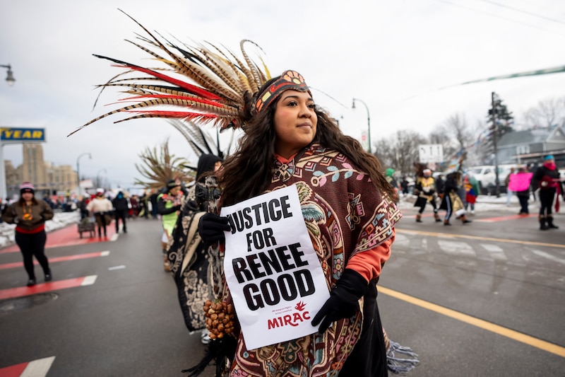 Opnieuw duizenden de straat op in Minneapolis om ICE, ook in andere steden  demonstraties | Buitenland | AD.nl