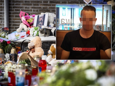 Voor de deur bij de ouderlijke woning van Gino aan de Gildenweg ligt een zee van bloemen, knuffels en kaarsjes. De 22-jarige Donny M. (inzet) is aangehouden op verdenking van ontvoering en betrokkenheid bij de dood van het jongetje.