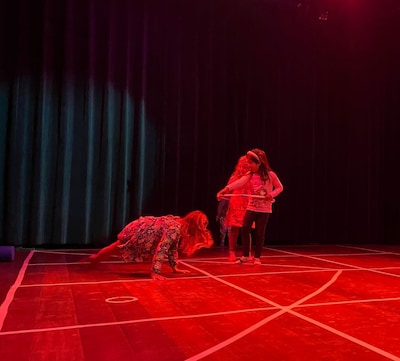 Kinderen dansen in lessenreeks Dansexpressie in Wageningen