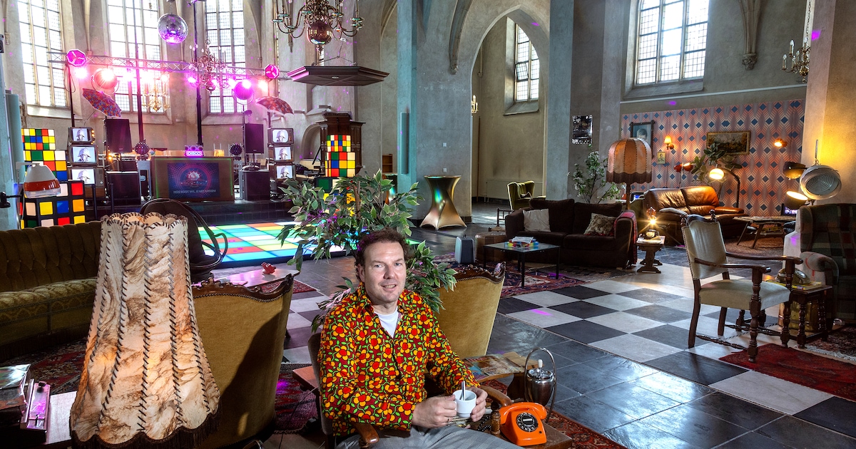 Kerk wordt tijdmachine: dansen op hits uit de jaren 70 en 80 tijdens Holy Disco in Zelhem