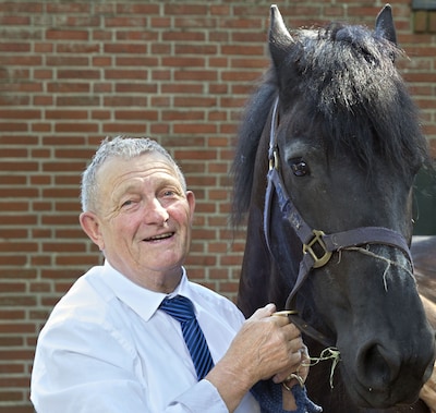 Antoon Graat (1940-2025) legde alles vast, dus bedachten zijn kinderen een bijzonder eerbetoon