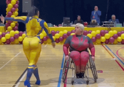 Hoe rolstoeldansende zussen Greet (40) en Elien (38) wereld rondreizen, van Taiwan tot Mexico: “Zo’n