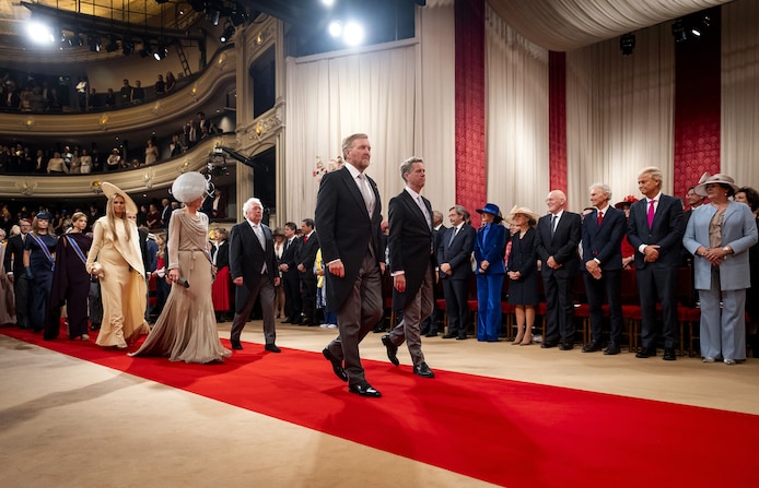 Koning Willem-Alexander in de Koninklijke Schouwburg.