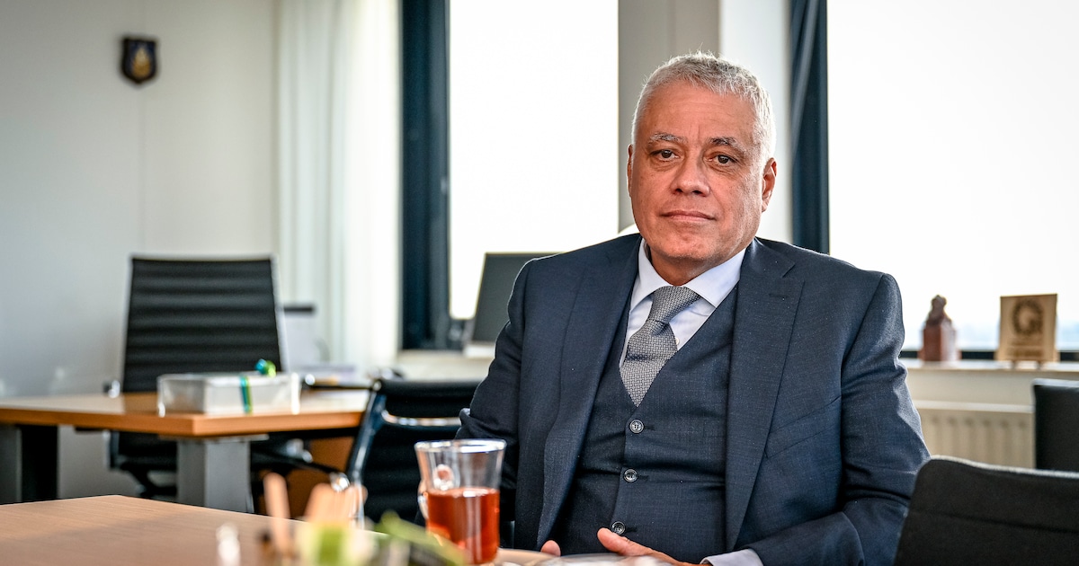 Burgemeester Manusama reageert op overlijden van tieners in Capelle: ‘Woorden schieten tekort bij di