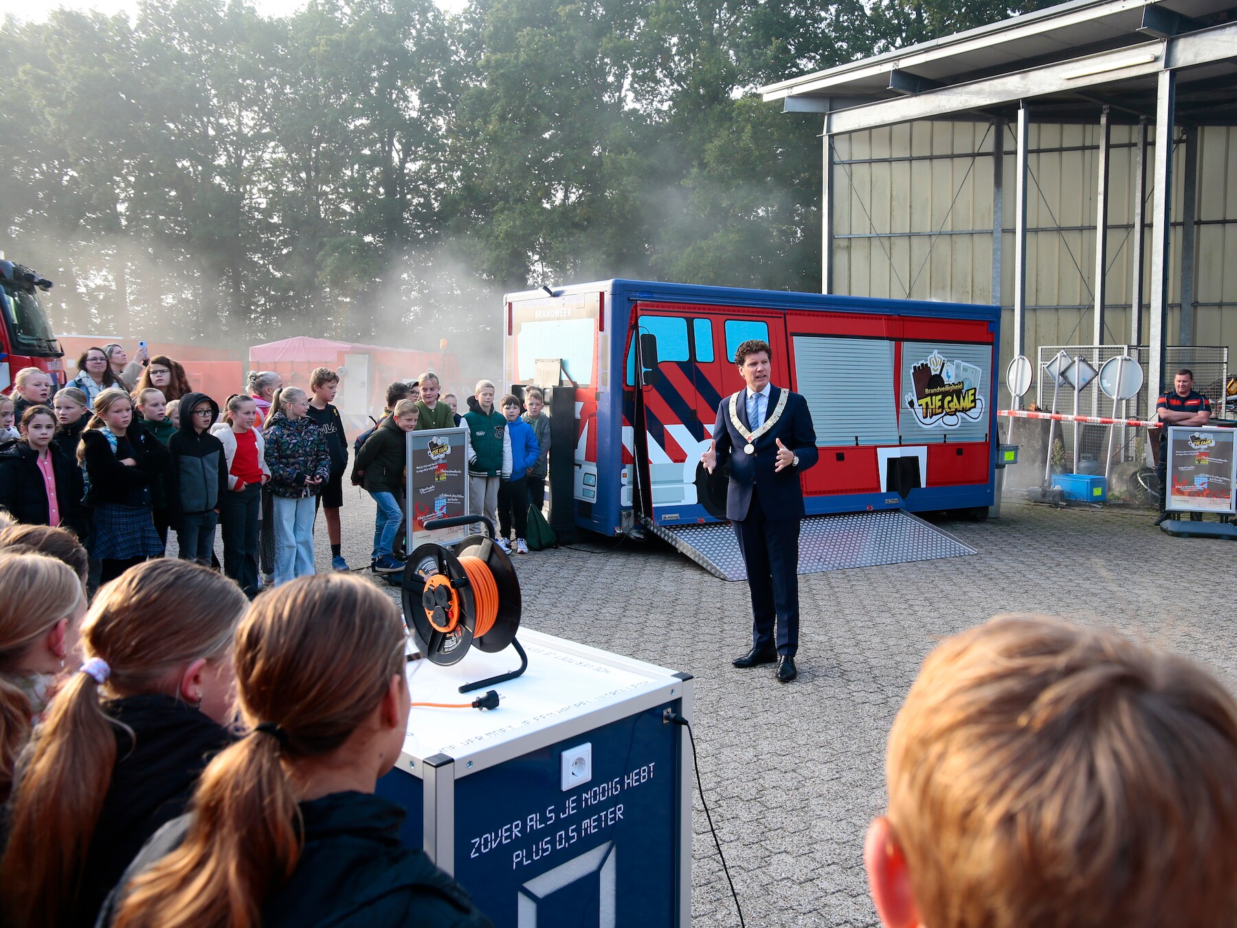 Brand in huis ontstaat steeds vaker door accu’s van apparaten: game moet kinderen bewust maken van de gevaren