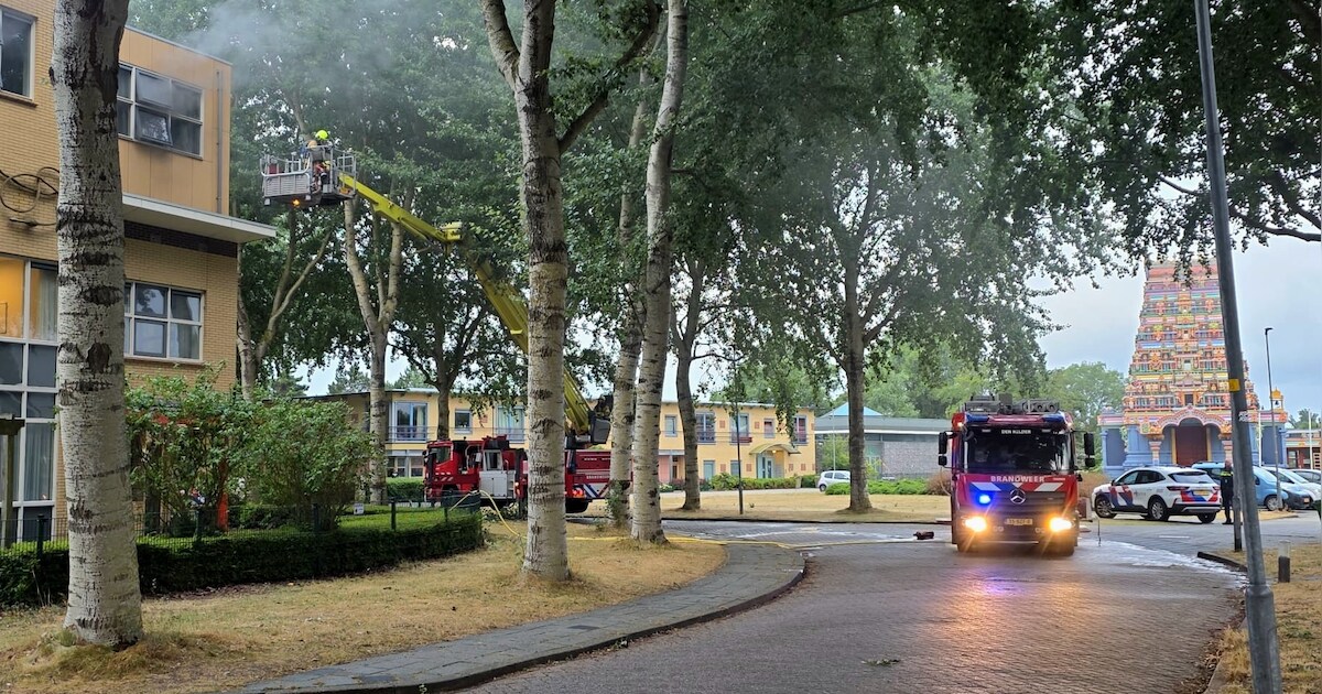 Brand op school aan Annie Romein-Verschoorlaan in Den Helder onder controle