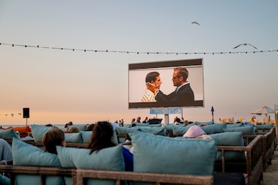 Popcorn mee! Hier in Den Haag vind je deze zomer buitenbioscopen